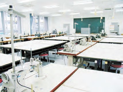 香蘭ファッションデザイン専門学校の施設・設備